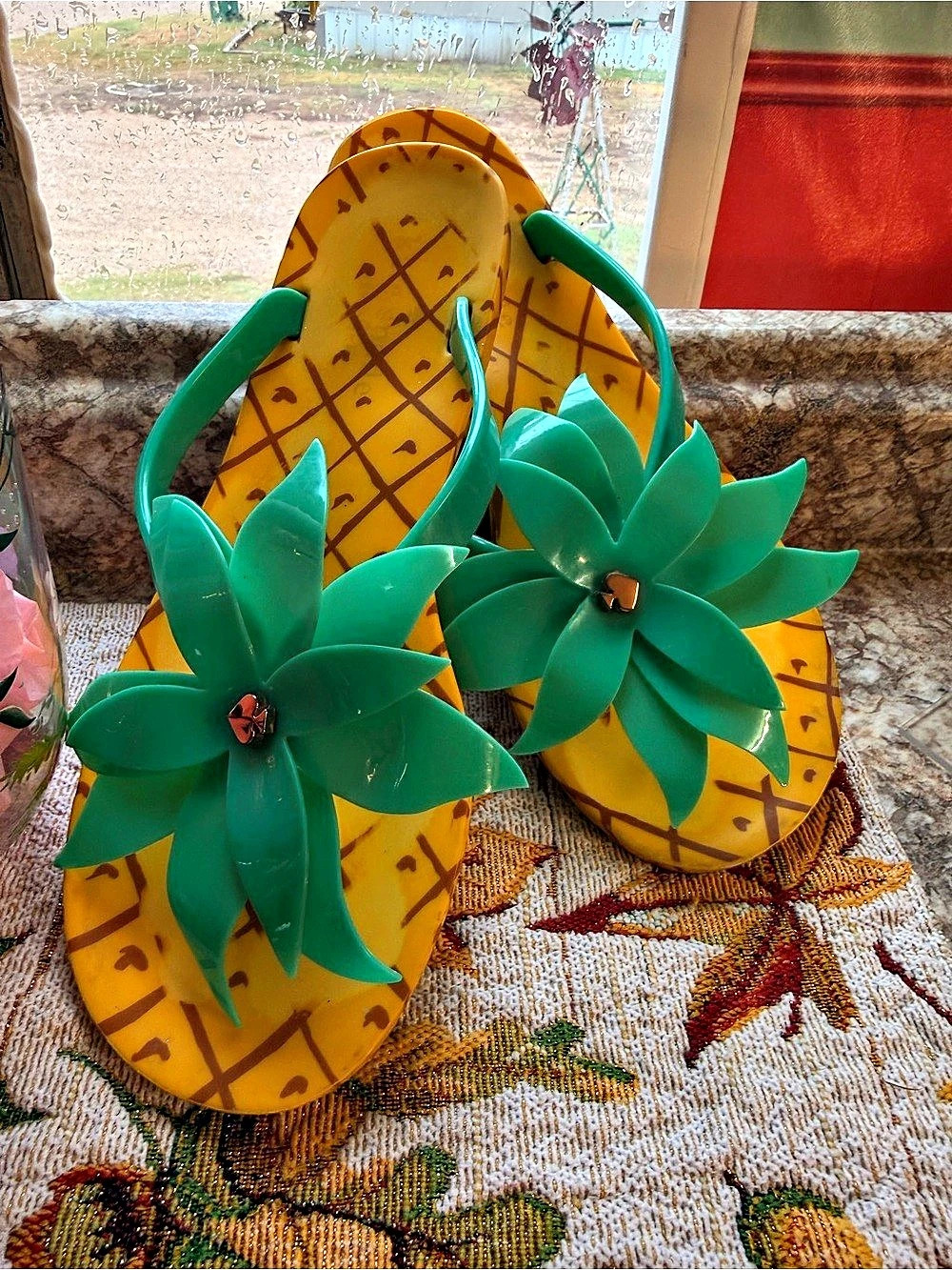 Kate Spade Flynn Jelly Pineapple Flip Flops Yellow & Green US 7